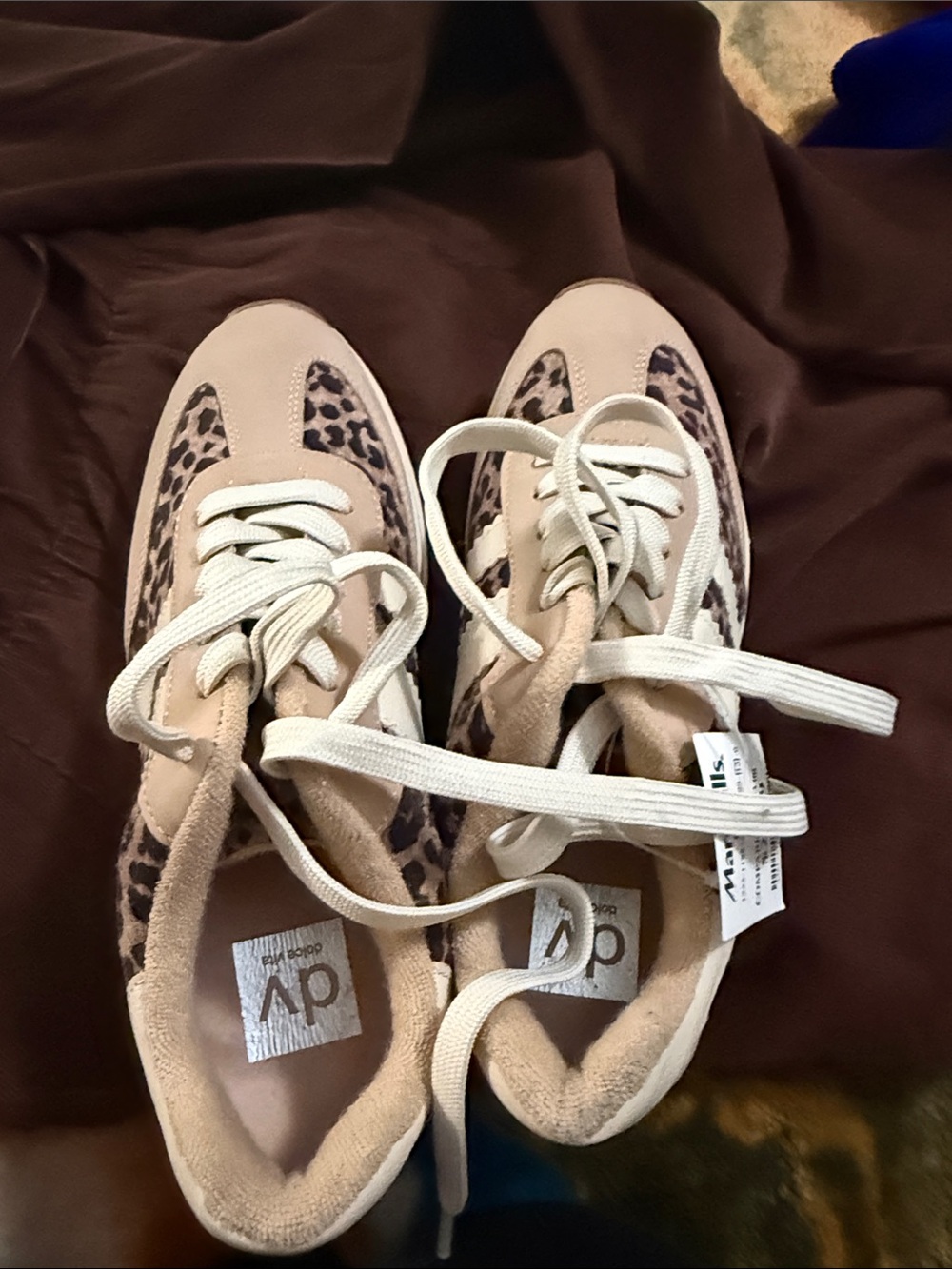 Sneakers from Arde, white cream, brown very comfortable shoes I never